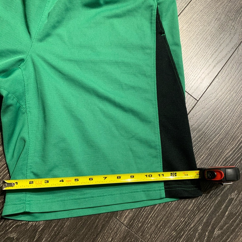 Nike Shorts - Picture 9 of 11